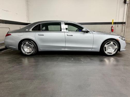 2024 Mercedes-Benz Maybach S 580 4MATIC