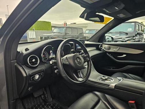 2019 Mercedes-Benz GLC 350e Base 4MATIC