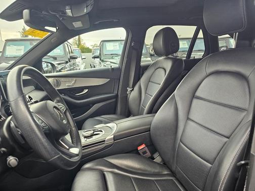 2019 Mercedes-Benz GLC 350e Base 4MATIC