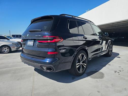2023 BMW X7 xDrive40i