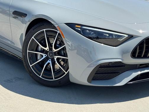 2026 Mercedes-Benz AMG SL 43 Base