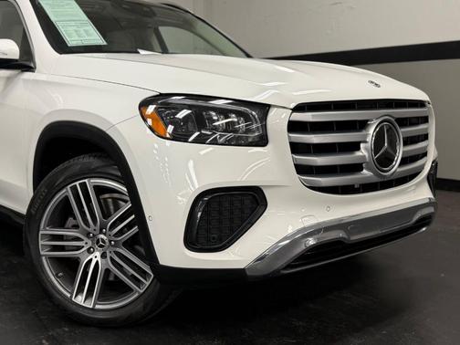 Polar White 2024 Mercedes-Benz GLS 450 4MATIC