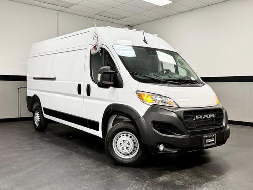 Bright White Clearcoat 2025 RAM ProMaster 2500 High Roof