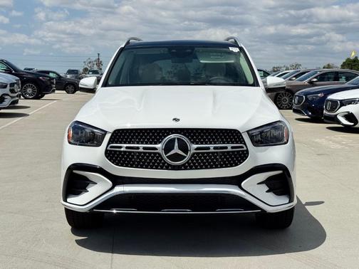 Polar White 2026 Mercedes-Benz GLE 450 4MATIC