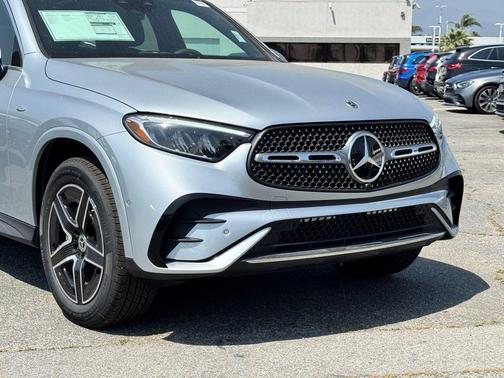 2025 Mercedes-Benz GLC 350e Base 4MATIC