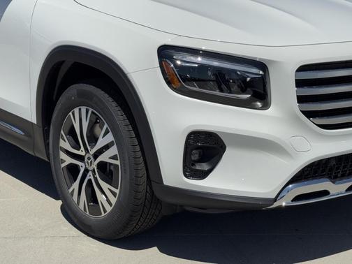 2026 Mercedes-Benz GLB 250 Base