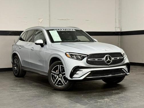 Cirrus Silver Metallic 2025 Mercedes-Benz GLC 350e Base 4MATIC