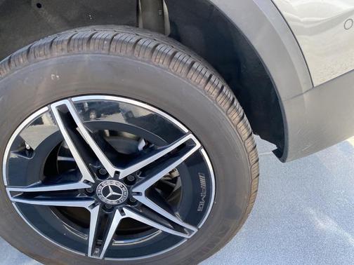 Gray 2023 Mercedes-Benz EQB 300 Base 4MATIC