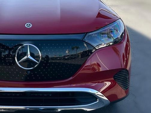 2026 Mercedes-Benz EQE 320+ Base