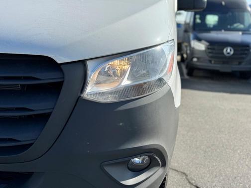 2025 Mercedes-Benz Sprinter 3500 170 WB High Roof Extended Cargo