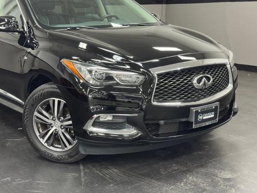 Black Obsidian 2019 INFINITI QX60 Luxe
