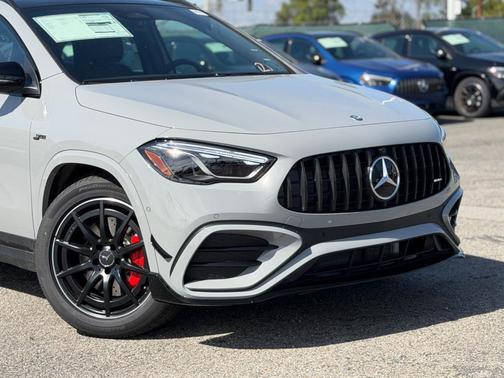 2026 Mercedes-Benz AMG GLA 35 Base