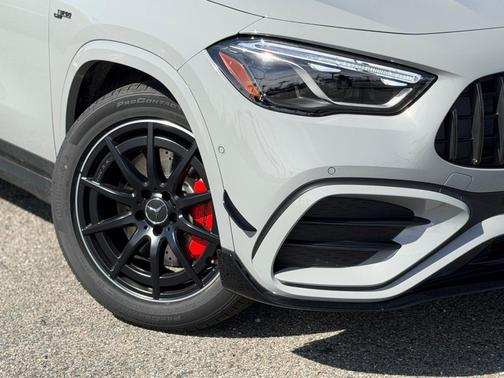 2026 Mercedes-Benz AMG GLA 35 Base