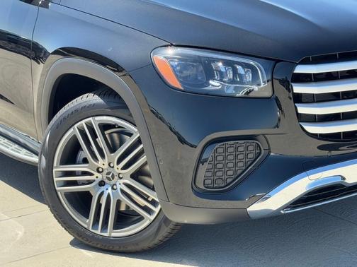 Obsidian Black 2026 Mercedes-Benz GLS 450 4MATIC