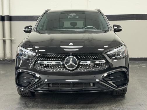 2025 Mercedes-Benz GLA 250 Base