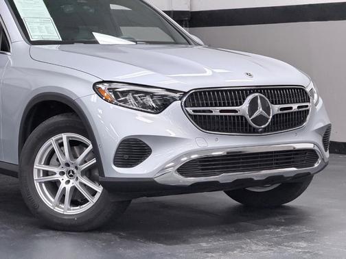 2025 Mercedes-Benz GLC 300 Base 4MATIC