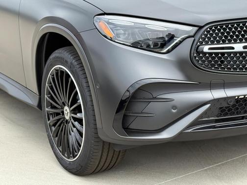 2025 Mercedes-Benz GLC 300 4MATIC Coupe