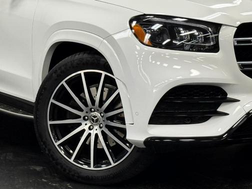 2023 Mercedes-Benz GLS 450 4MATIC