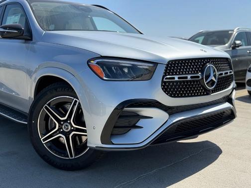 Silver Metallic 2026 Mercedes-Benz GLE 450 4MATIC