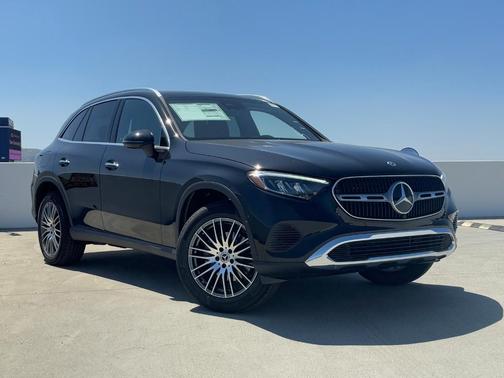 2026 Mercedes-Benz GLC 300 Base
