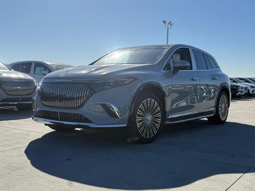 2025 Mercedes-Benz Maybach EQS 680 Base 4MATIC 4MATIC