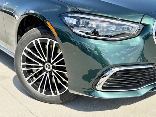 Jade 2026 Mercedes-Benz S-Class Base