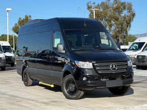 2026 Mercedes-Benz Sprinter 2500 High Roof