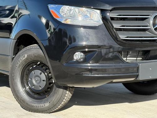 2026 Mercedes-Benz Sprinter 2500 High Roof