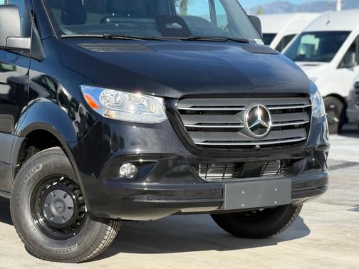 2026 Mercedes-Benz Sprinter 2500 High Roof