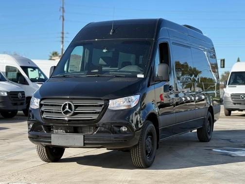 2026 Mercedes-Benz Sprinter 2500 High Roof