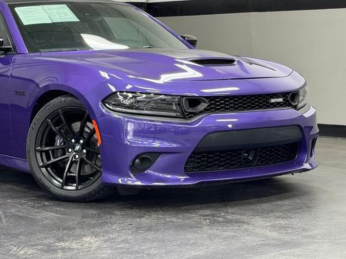 Plum Crazy Pearlcoat 2023 Dodge Charger Scat Pack