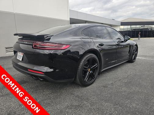2019 Porsche Panamera Base