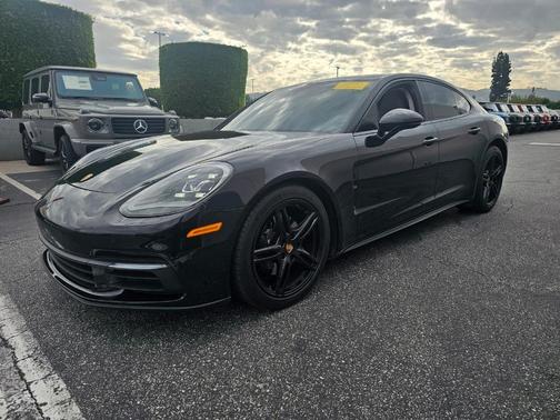 2019 Porsche Panamera Base
