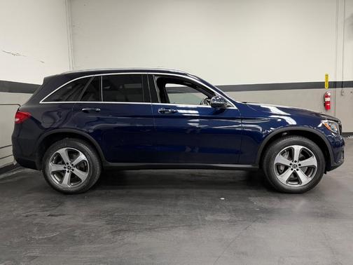 2019 Mercedes-Benz GLC 300 Base