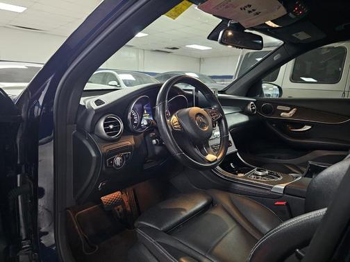 2019 Mercedes-Benz GLC 300 Base