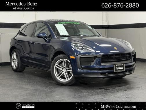 2022 Porsche Macan Base