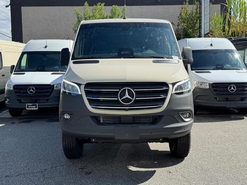 2026 Mercedes-Benz Sprinter 2500 144 WB