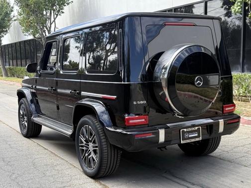 2025 Mercedes-Benz G-Class Base