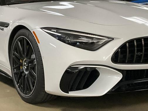 2025 Mercedes-Benz AMG SL 55 Base