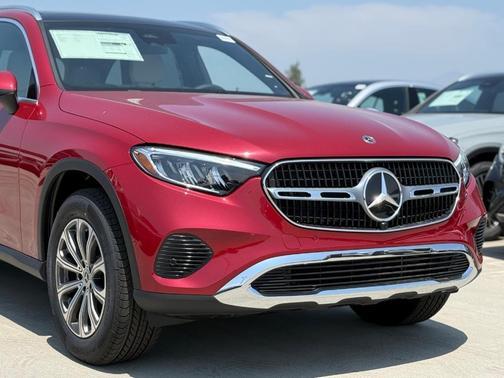 2025 Mercedes-Benz GLC 300 Base 4MATIC