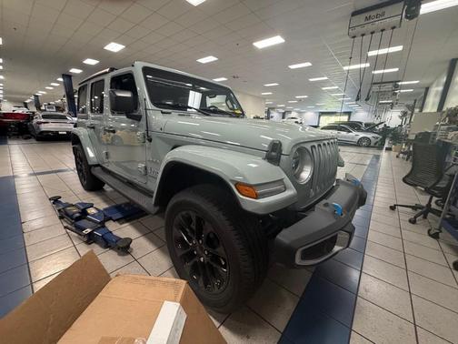 2023 Jeep Wrangler 4xe Sahara
