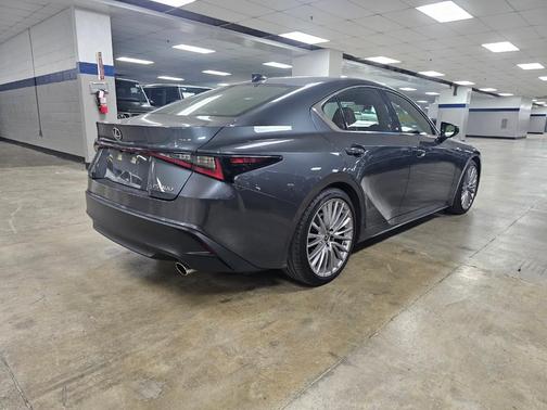 2022 Lexus IS 300 Base