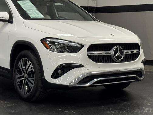 2025 Mercedes-Benz GLA 250 Base