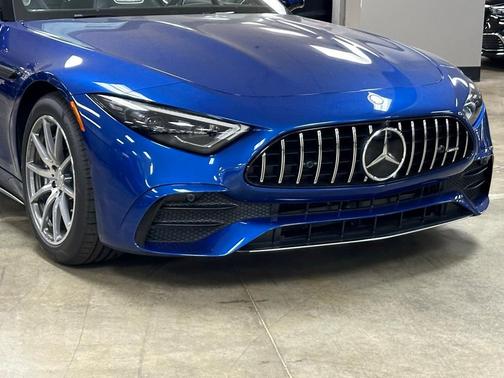 2024 Mercedes-Benz AMG SL 43 Base