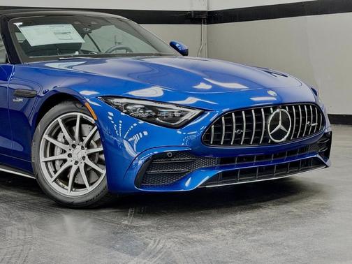 Starling Blue Metallic 2024 Mercedes-Benz AMG SL 43 Base