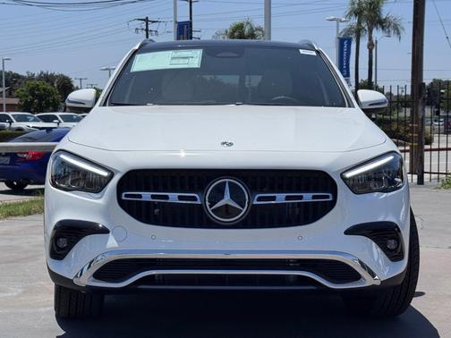 Polar White 2026 Mercedes-Benz GLA 250 Base