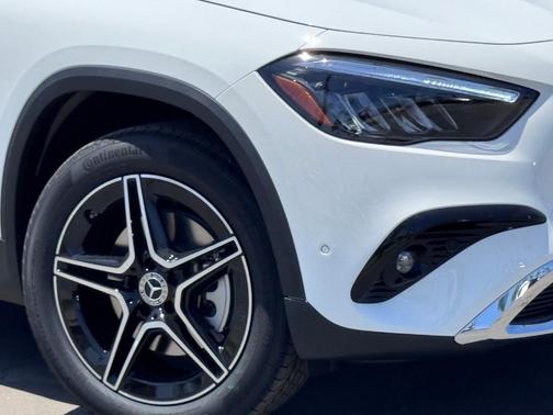 Polar White 2026 Mercedes-Benz GLA 250 Base