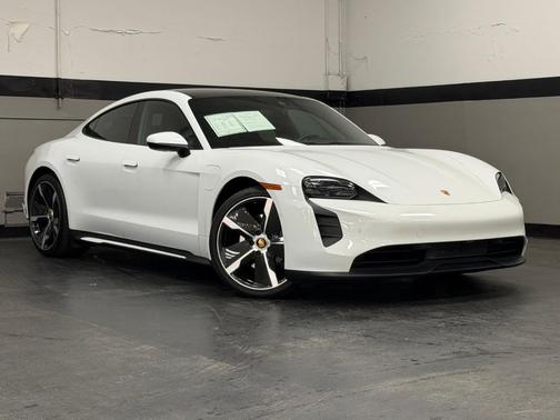 White 2023 Porsche Taycan Base
