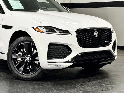 2024 Jaguar F-PACE P400 R-Dynamic S