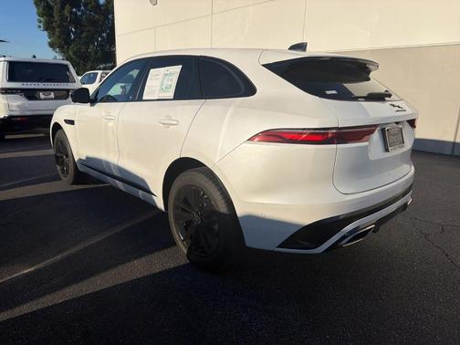 2024 Jaguar F-PACE P400 R-Dynamic S